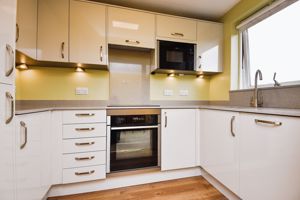 Kitchen- click for photo gallery